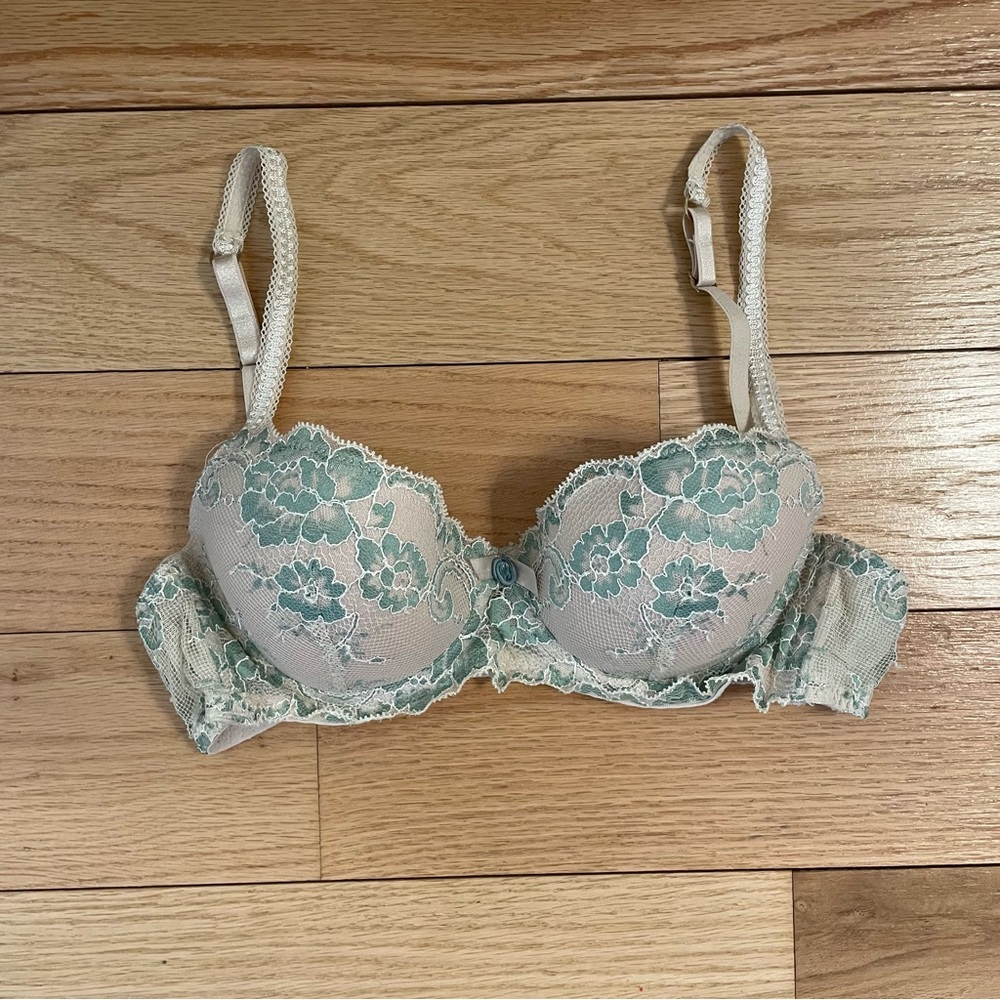 Intimissimi floral lace balconette bra